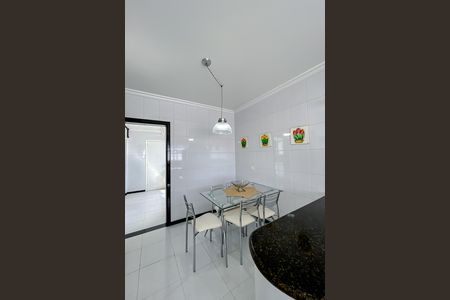 Apartamento à venda com 180m², 3 quartos e sem vaga Apartamento à venda com 180m², 3 quartos e sem vagaCozinha