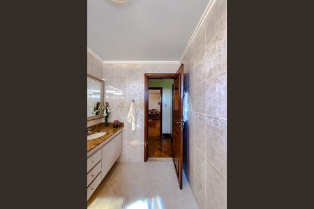 Apartamento à venda com 180m², 3 quartos e sem vaga Apartamento à venda com 180m², 3 quartos e sem vagaBanheiro 2
