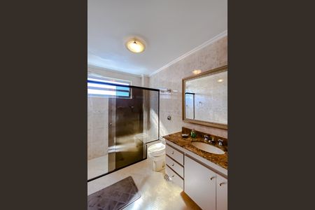 Apartamento à venda com 180m², 3 quartos e sem vaga Apartamento à venda com 180m², 3 quartos e sem vagaBanheiro 2