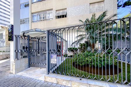Apartamento à venda com 180m², 3 quartos e sem vaga Apartamento à venda com 180m², 3 quartos e sem vagaFachada - Plaquinha