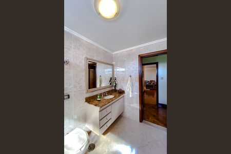 Apartamento à venda com 180m², 3 quartos e sem vaga Apartamento à venda com 180m², 3 quartos e sem vagaBanheiro 2