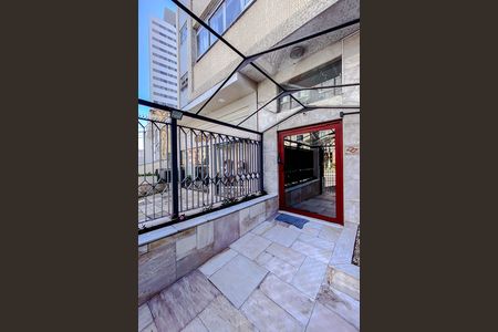 Apartamento à venda com 180m², 3 quartos e sem vaga Apartamento à venda com 180m², 3 quartos e sem vagaÁrea comum