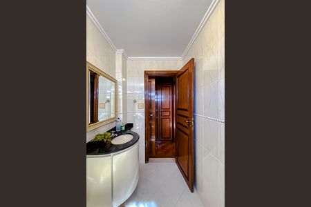 Apartamento à venda com 180m², 3 quartos e sem vaga Apartamento à venda com 180m², 3 quartos e sem vagaBanheiro