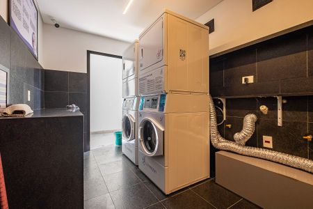 Studio à venda com 27m², 1 quarto e sem vaga Studio à venda com 27m², 1 quarto e sem vagaÁrea comum