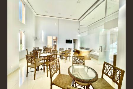 Apartamento à venda com 77m², 3 quartos e 2 vagas