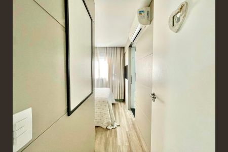 Apartamento à venda com 77m², 3 quartos e 2 vagas