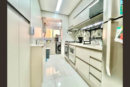 Apartamento à venda com 77m², 3 quartos e 2 vagas