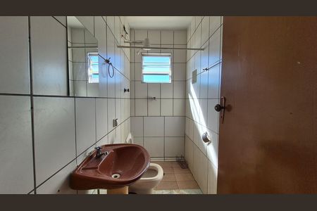 Casa para alugar com 60m², 1 quarto e sem vaga Casa para alugar com 60m², 1 quarto e sem vagaBanheiro