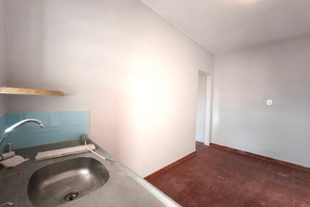 Casa para alugar com 40m², 1 quarto e sem vaga Casa para alugar com 40m², 1 quarto e sem vagaCozinha