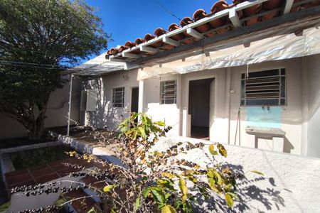 Casa para alugar com 40m², 1 quarto e sem vaga Casa para alugar com 40m², 1 quarto e sem vagaQuintal