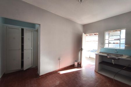 Casa para alugar com 40m², 1 quarto e sem vaga Casa para alugar com 40m², 1 quarto e sem vagaCozinha