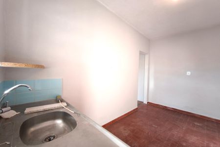 Casa para alugar com 40m², 1 quarto e sem vaga Casa para alugar com 40m², 1 quarto e sem vagaCozinha