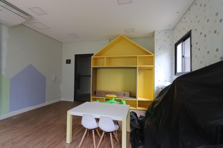 Apartamento à venda com 36m², 2 quartos e sem vagaÁrea comum - Brinquedoteca