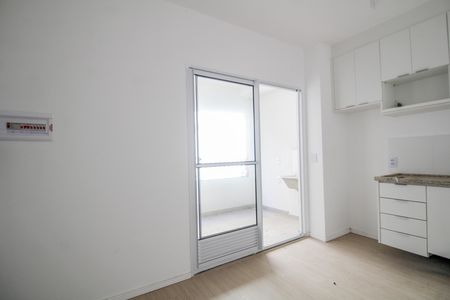 Apartamento para alugar com 38m², 2 quartos e sem vaga Apartamento para alugar com 38m², 2 quartos e sem vagaSala