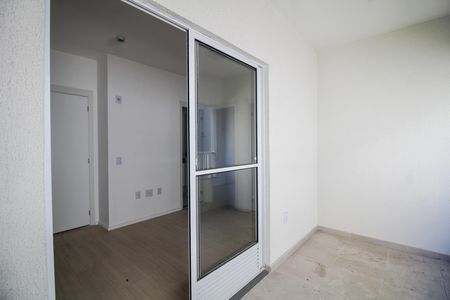 Apartamento para alugar com 38m², 2 quartos e sem vaga Apartamento para alugar com 38m², 2 quartos e sem vagaVaranda e Área de Serviço