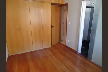 Apartamento para alugar com 136m², 3 quartos e 2 vagas Apartamento para alugar com 136m², 3 quartos e 2 vagasSuíte
