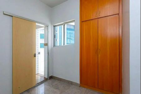Apartamento para alugar com 136m², 3 quartos e 2 vagas Apartamento para alugar com 136m², 3 quartos e 2 vagasQuarto 3