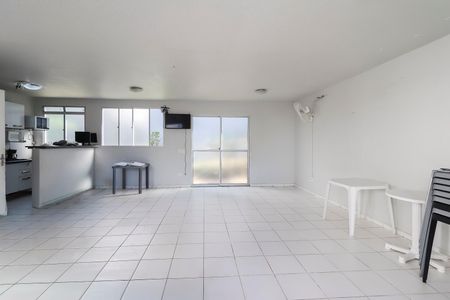 Apartamento à venda com 38m², 2 quartos e sem vaga Apartamento à venda com 38m², 2 quartos e sem vagaÁrea comum - Salão de festas