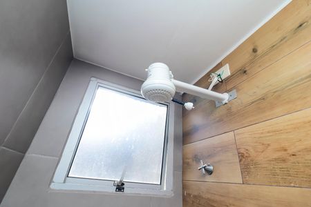 Apartamento à venda com 38m², 2 quartos e sem vaga Apartamento à venda com 38m², 2 quartos e sem vagaBanheiro