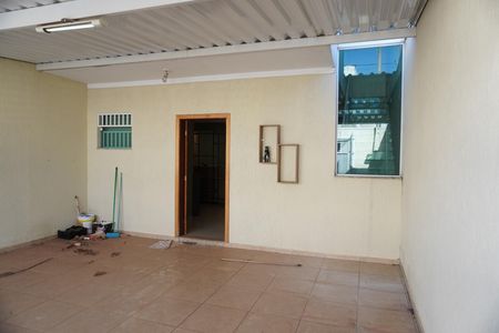 Casa para alugar com 143m², 3 quartos e sem vagaGaragem