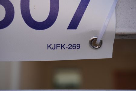 Casa para alugar com 143m², 3 quartos e sem vagaFachada com plaquinha kjfk - 269
