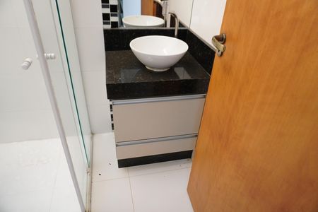 Casa para alugar com 143m², 3 quartos e sem vagaBanheiro da Suíte