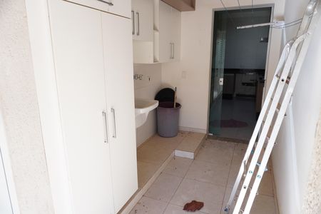Casa para alugar com 143m², 3 quartos e sem vagaÁrea de Serviço