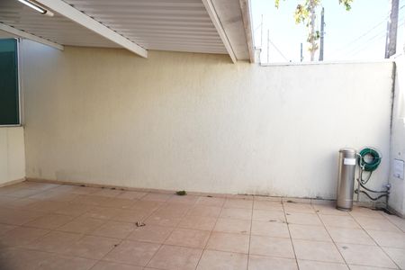 Casa para alugar com 143m², 3 quartos e sem vagaGaragem