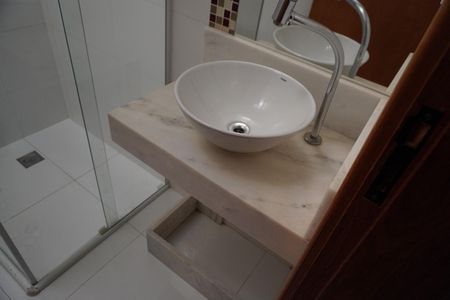 Casa para alugar com 143m², 3 quartos e sem vagaBanheiro Social