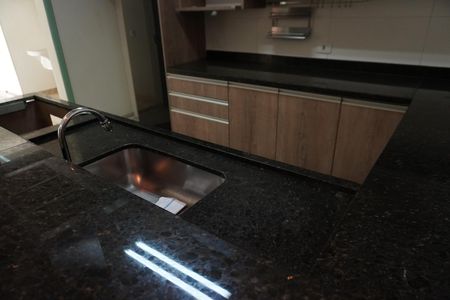 Casa para alugar com 143m², 3 quartos e sem vagaCozinha