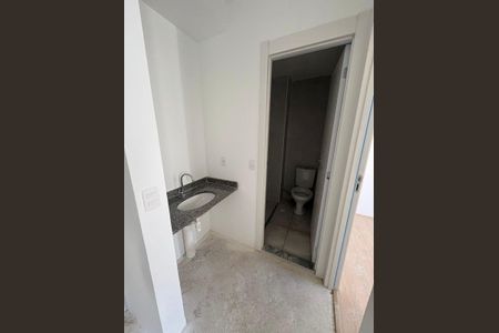 Apartamento à venda com 35m², 2 quartos e sem vagaBanheiro