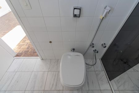 Apartamento para alugar com 140m², 3 quartos e 2 vagas Apartamento para alugar com 140m², 3 quartos e 2 vagasBanheiro da Suíte