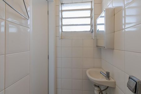Apartamento para alugar com 140m², 3 quartos e 2 vagas Apartamento para alugar com 140m², 3 quartos e 2 vagasÁrea de Serviço - Banheiro de Serviço
