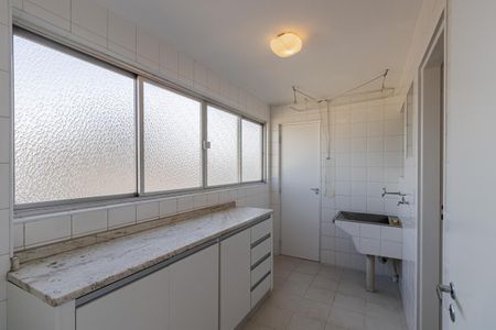 Área de Serviço de apartamento para alugar com 3 quartos, 140m² em Planalto Paulista, São Paulo