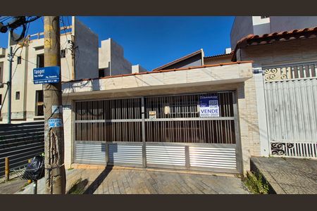 Fachada de casa para alugar com 3 quartos, 217m² em Parque Oratório, Santo André