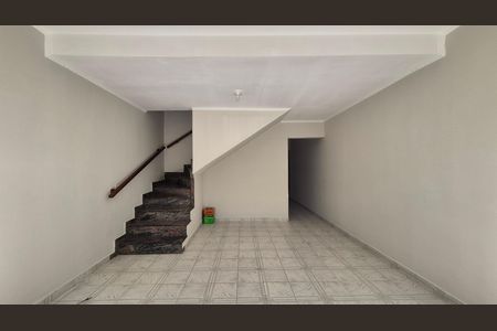 Casa para alugar com 217m², 3 quartos e 4 vagasSala
