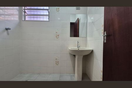 Banheiro 2 de casa para alugar com 3 quartos, 217m² em Parque Oratório, Santo André
