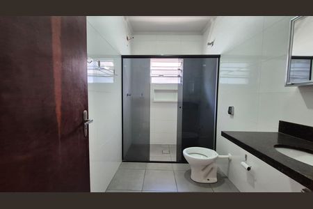 Casa para alugar com 217m², 3 quartos e 4 vagasBanheiro