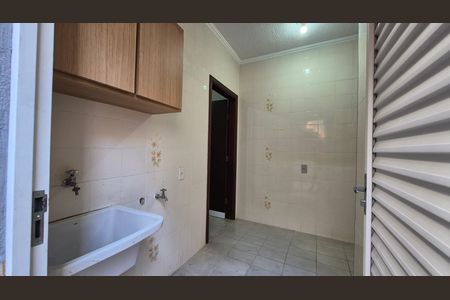 Casa para alugar com 217m², 3 quartos e 4 vagasArea de serviço