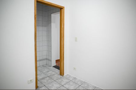 Sala de casa para alugar com 1 quarto, 35m² em Parque Bristol, São Paulo