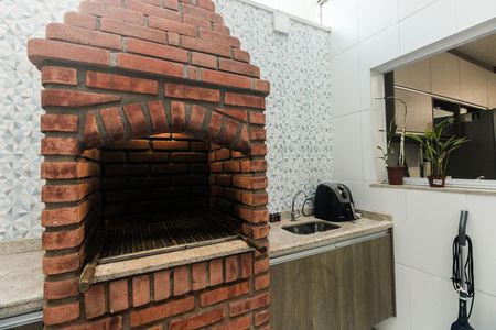 Churrasqueira de casa à venda com 3 quartos, 120m² em Vila Carrão, São Paulo