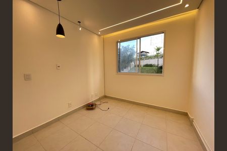 Sala de apartamento para alugar com 2 quartos, 32m² em Jardim Celeste, São Paulo