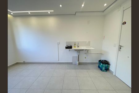 Apartamento para alugar com 32m², 2 quartos e sem vaga Apartamento para alugar com 32m², 2 quartos e sem vagaCozinha e Área de Serviço