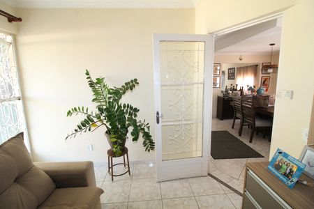 Casa para alugar com 200m², 3 quartos e 2 vagasSala 2