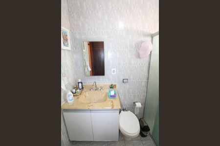 Casa para alugar com 200m², 3 quartos e 2 vagasBanheiro