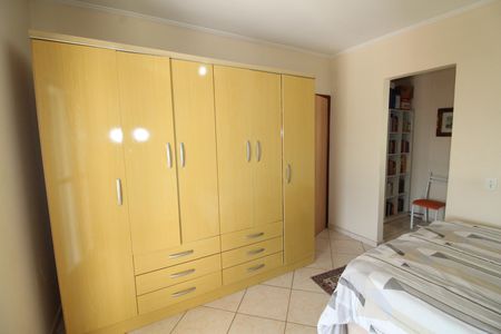 Casa para alugar com 200m², 3 quartos e 2 vagasSuíte 1