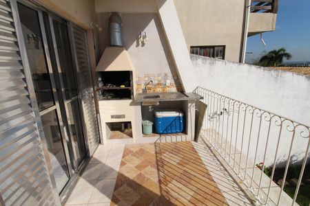 Casa para alugar com 200m², 3 quartos e 2 vagasSacada