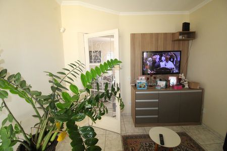Casa para alugar com 200m², 3 quartos e 2 vagasSala 2