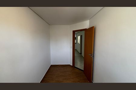 Apartamento para alugar com 100m², 2 quartos e 2 vagas Apartamento para alugar com 100m², 2 quartos e 2 vagasQuarto