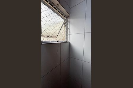 Apartamento para alugar com 100m², 2 quartos e 2 vagas Apartamento para alugar com 100m², 2 quartos e 2 vagasBanheiro